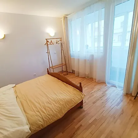 Apartman Town's Heart Spacious & Cozy Bukarest